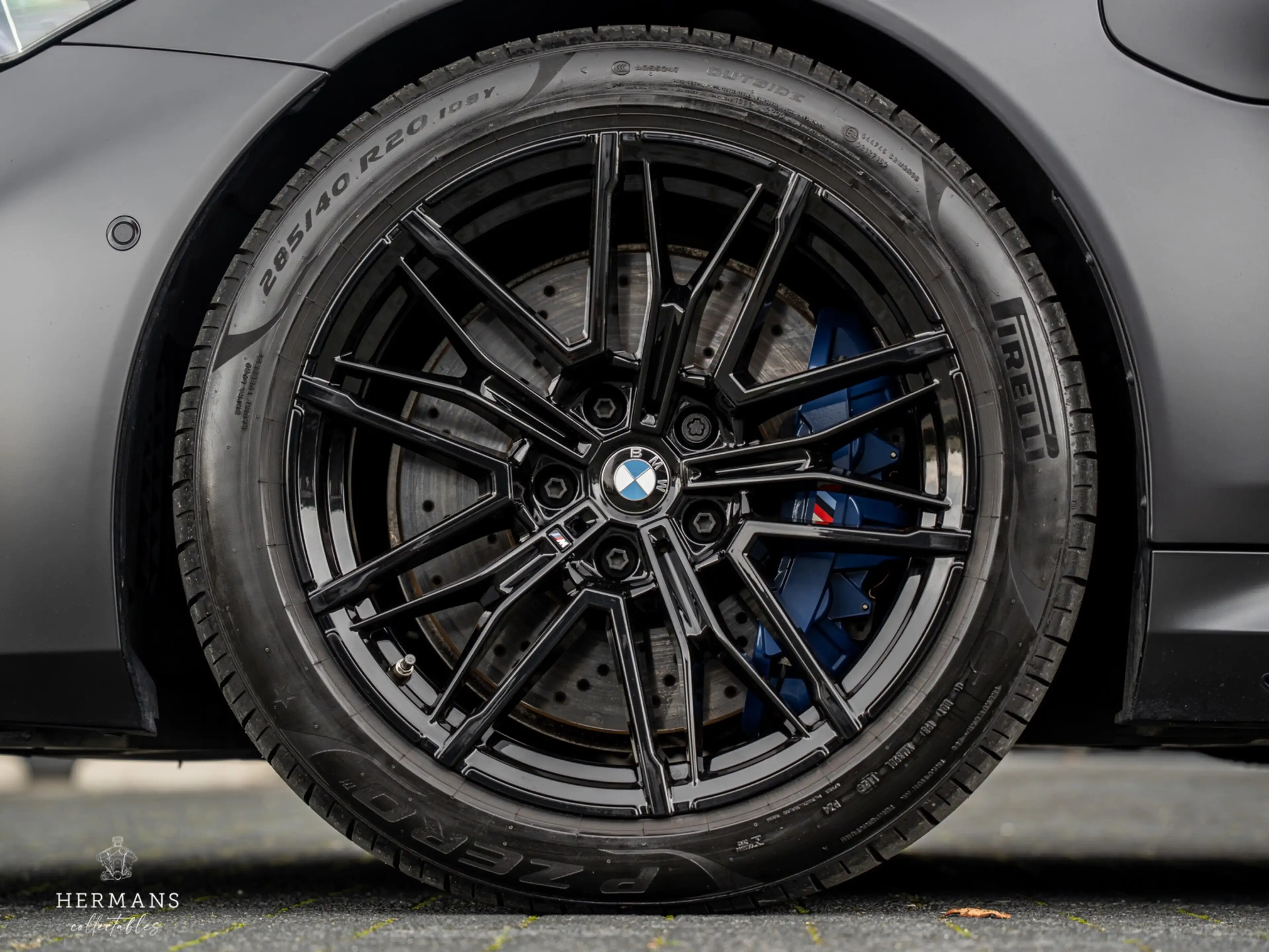 BMW M5 5-serie Limousine G90 / B&W Audio / Frozen / M-Car — photo 15