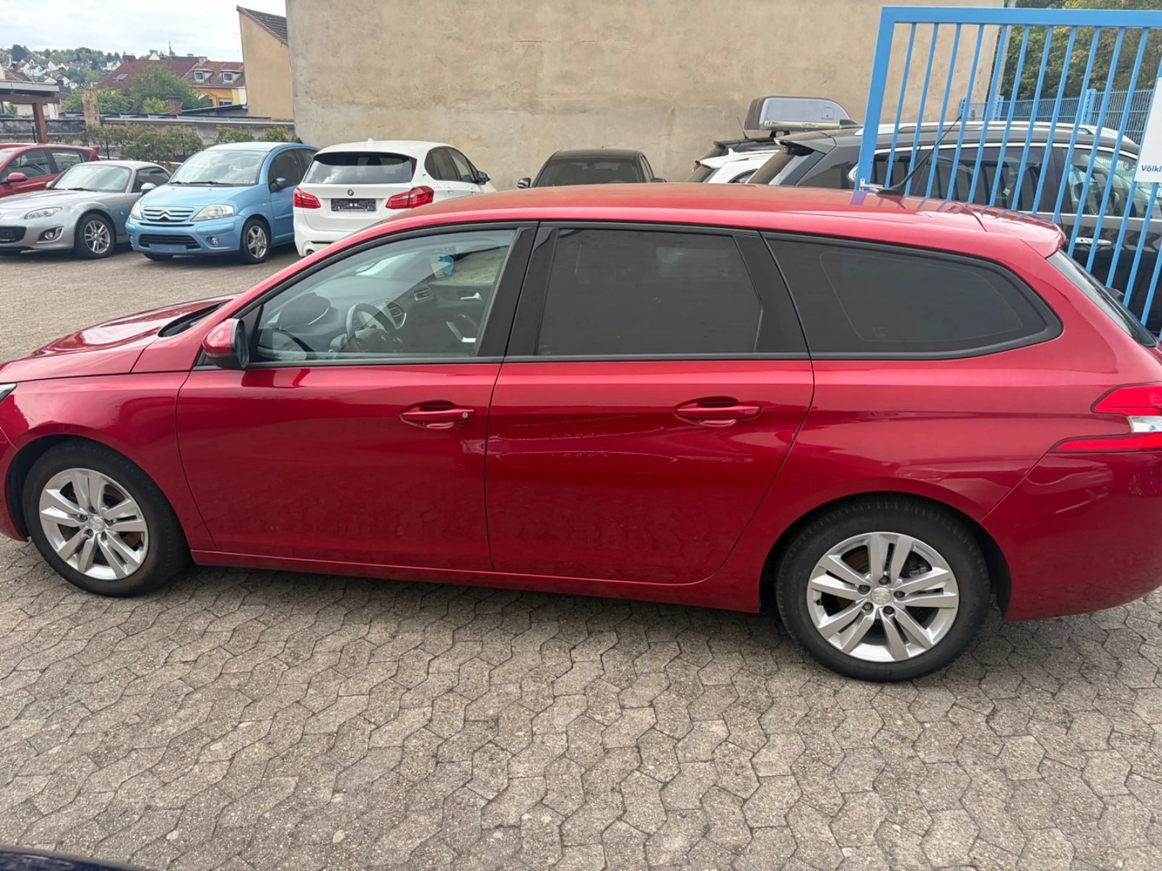 Peugeot 308 SW Active — photo 6