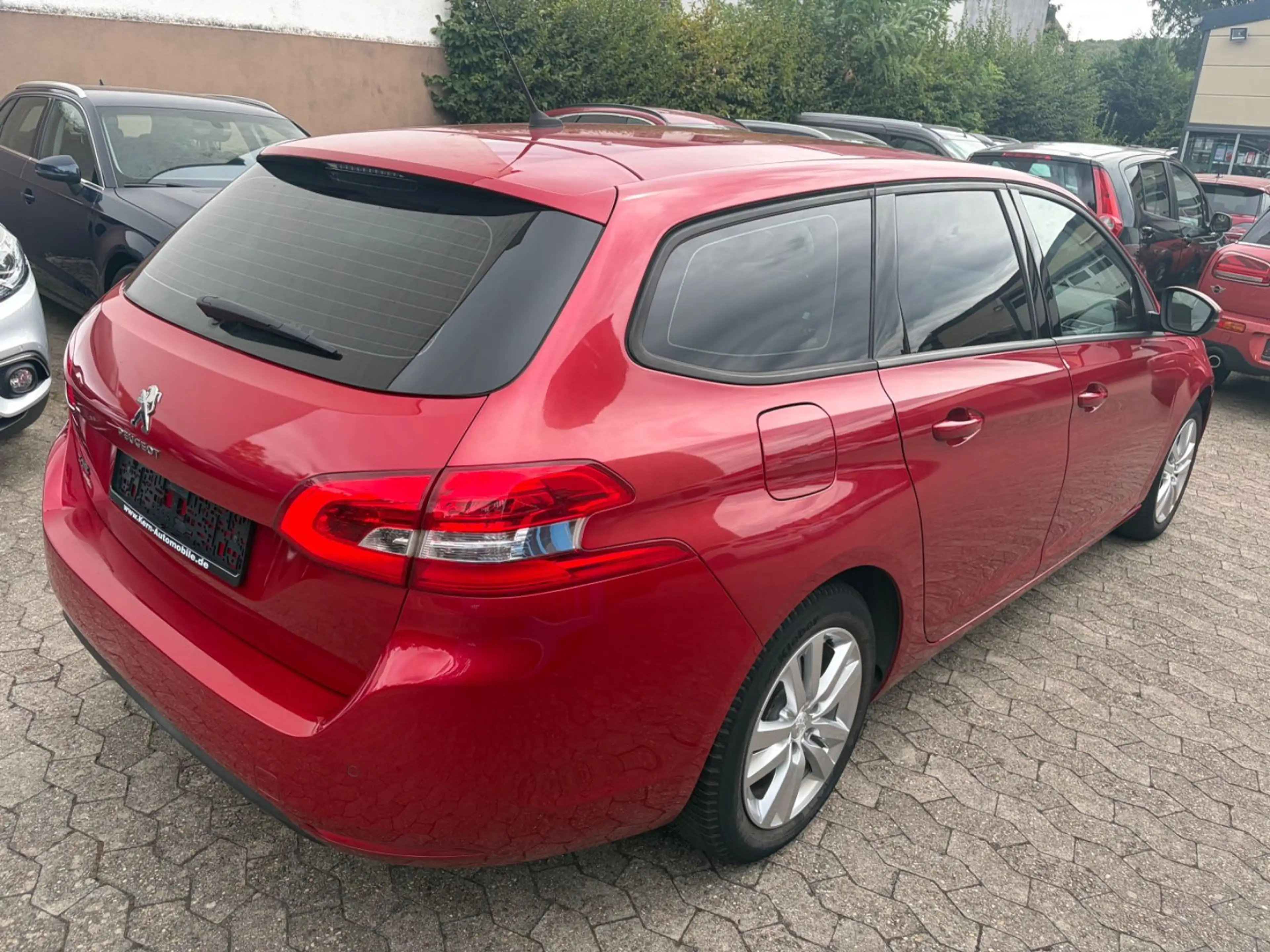 Peugeot 308 SW Active — photo 7