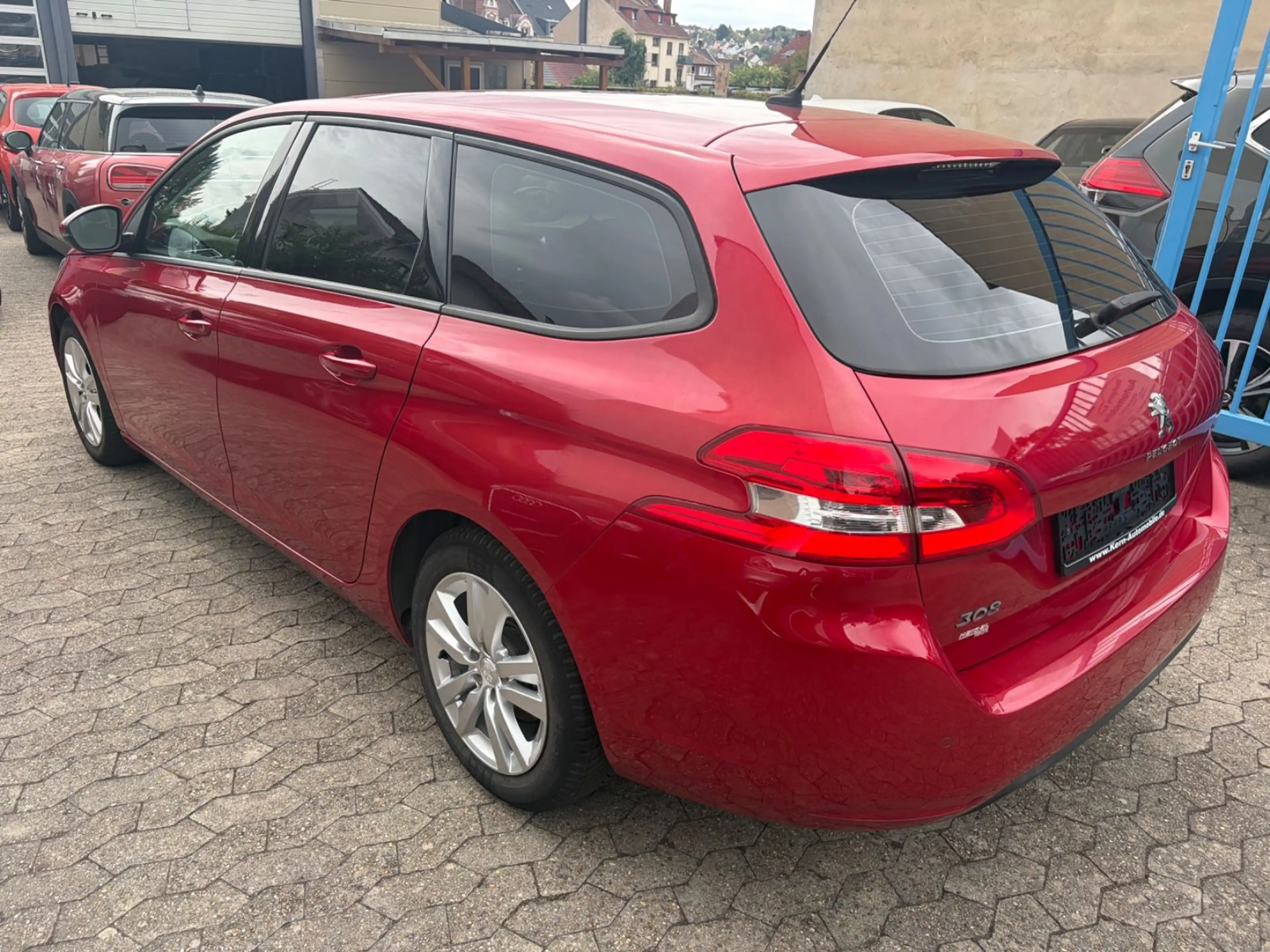 Peugeot 308 SW Active — photo 8