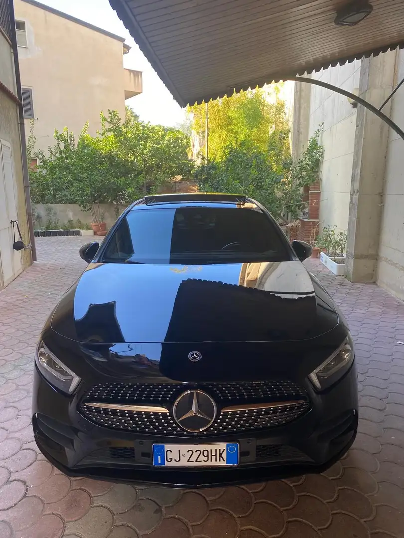 Mercedes-Benz A 200 premium amg - 1