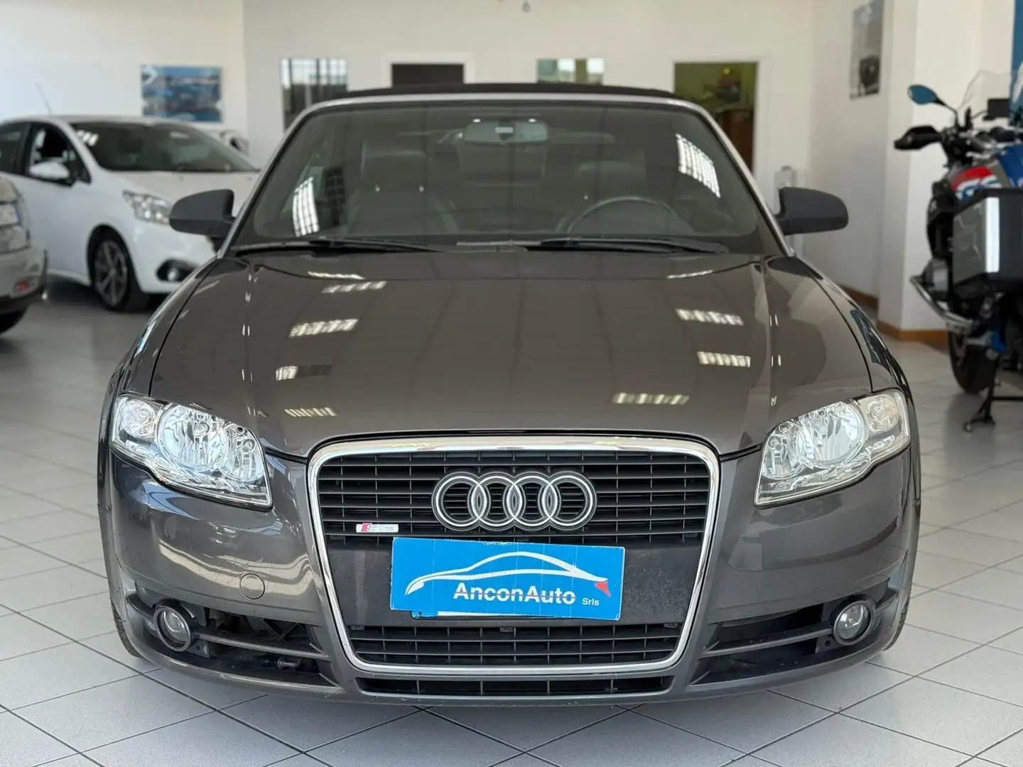 Audi A4 A4 III 2004 Cabriolet Cabrio 2.0 tdi fap Grigio - 2