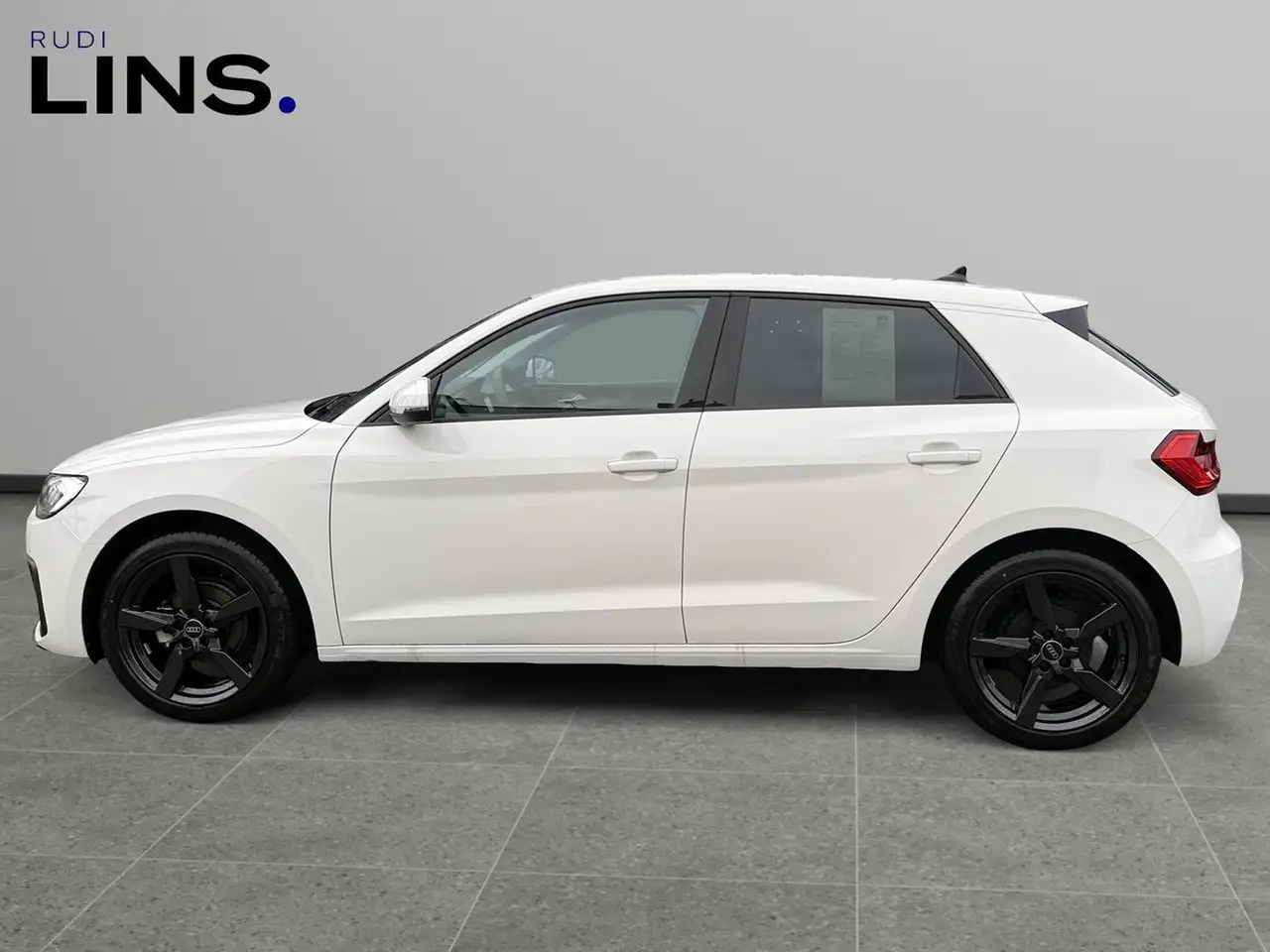 Audi A1 25 TFSI intense 4