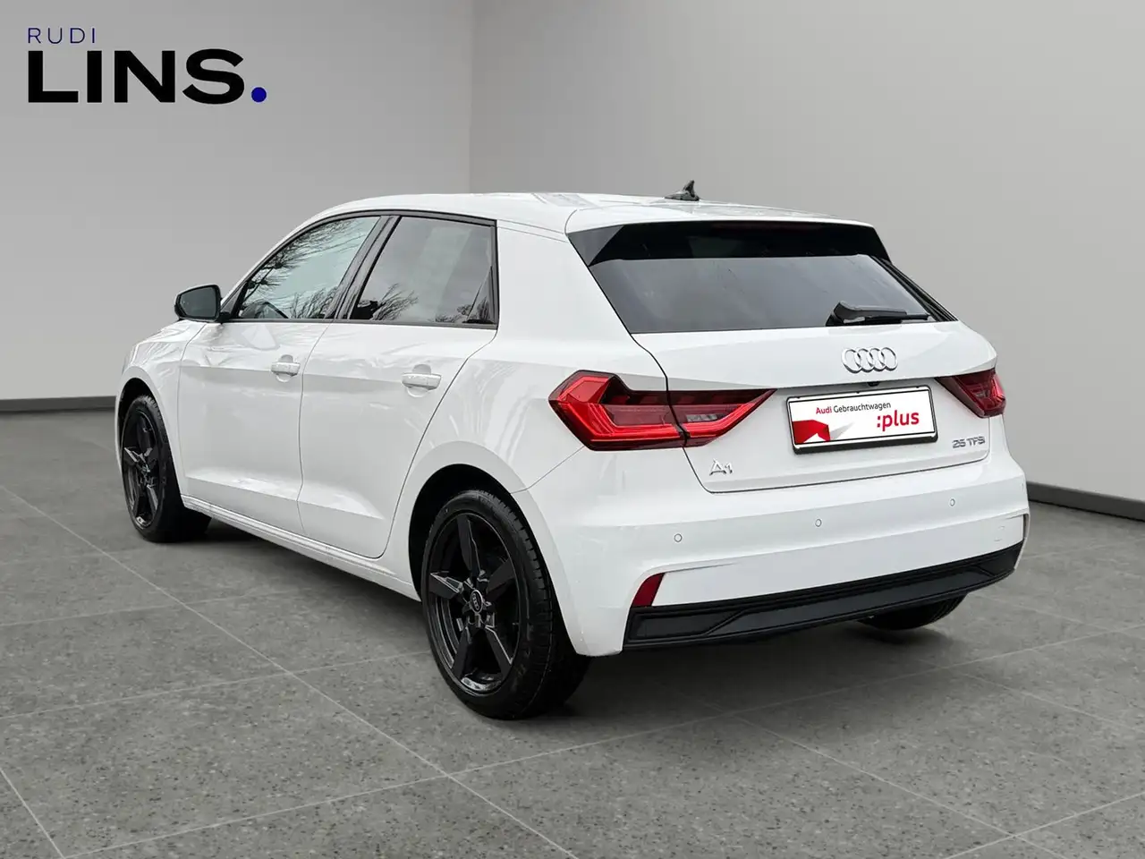 Audi A1 25 TFSI intense 8