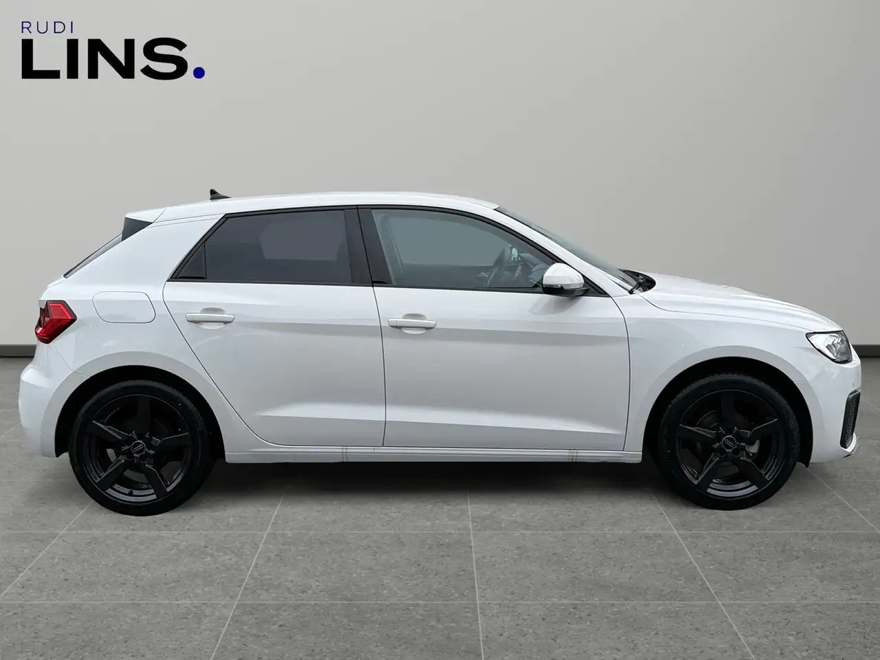 Audi A1 25 TFSI intense 5