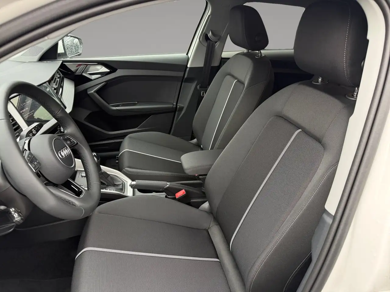 Audi A1 25 TFSI intense 13