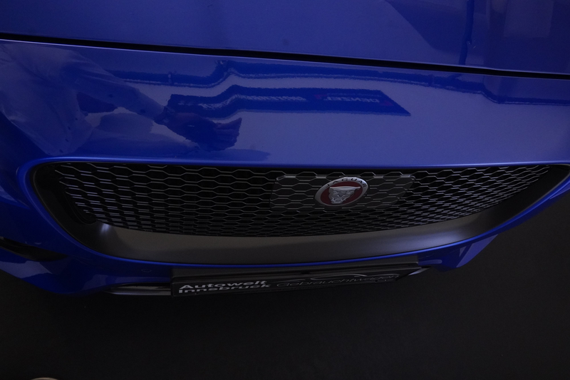 Jaguar F-Pace 25d AWD R-Sport Aut. — photo 25