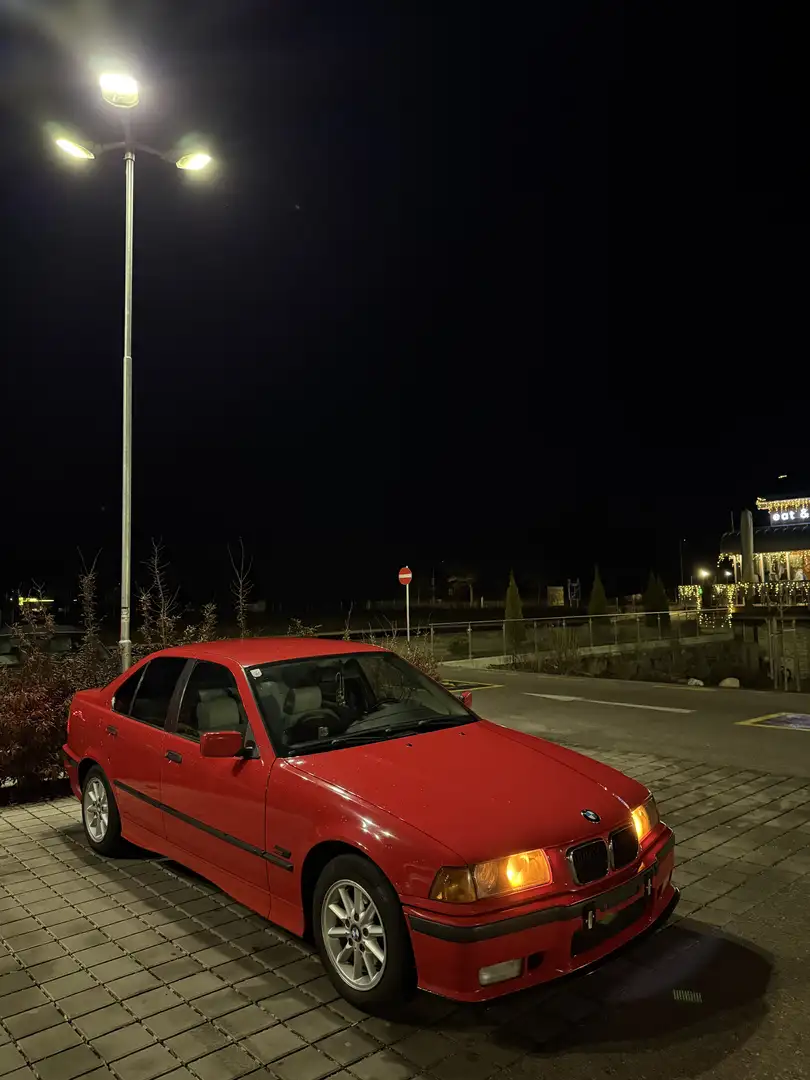BMW 318 BMW E36 - 1