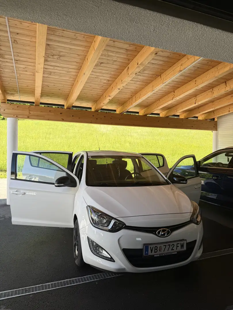 Hyundai i20 GO! Weiß - 1