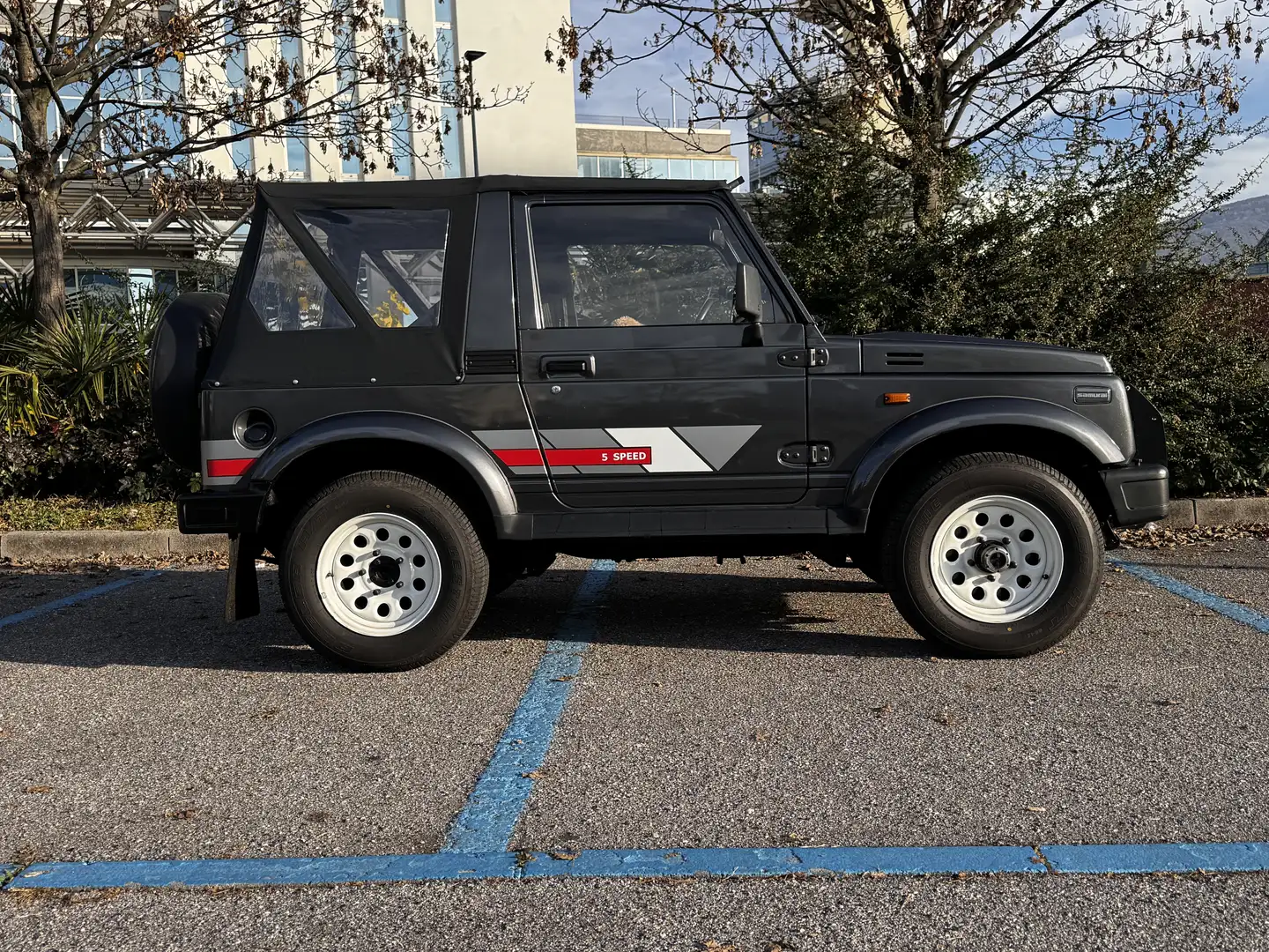 Suzuki SJ Samurai 413 Cabrio - 2