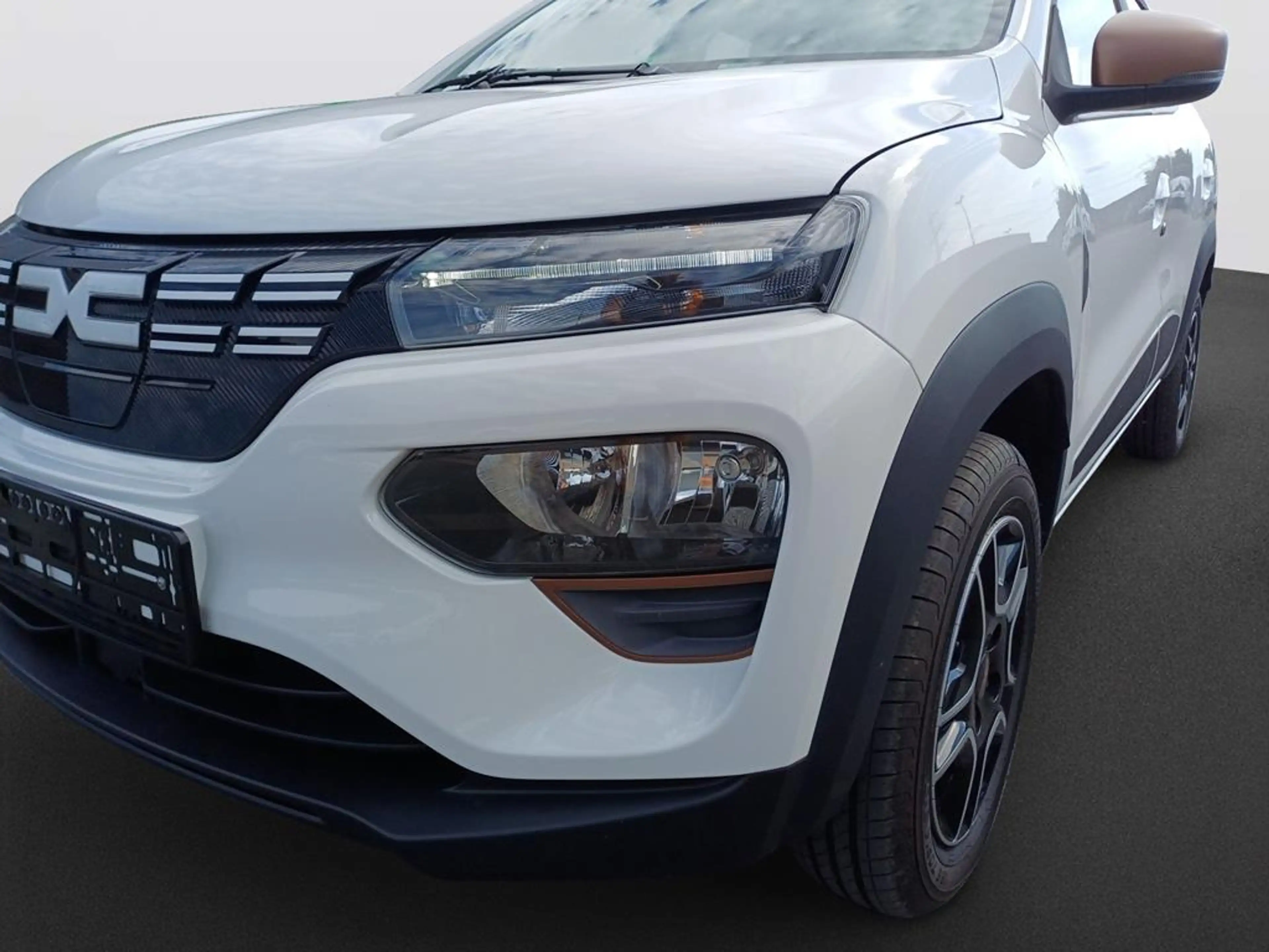 Dacia Spring Extreme — photo 8