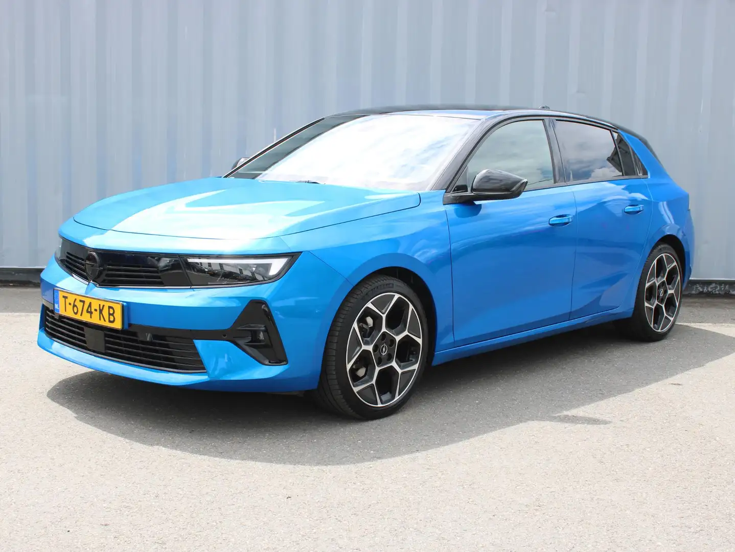 Opel Astra 1.2 GS Head-up/ Navigatie/ AGR / Camera Blauw - 2
