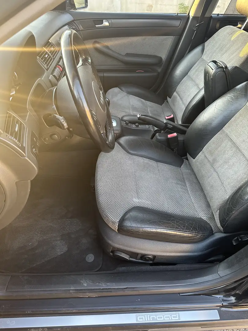 Audi A6 allroad 2.5 TDi V6 Tiptronic - 2