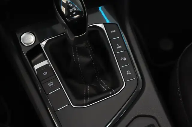 Volkswagen Tiguan view 11