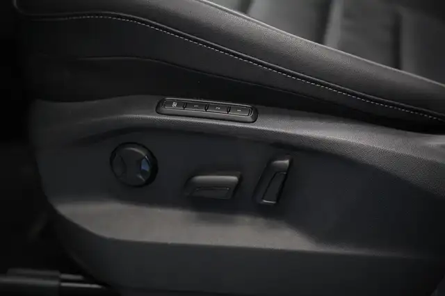 Volkswagen Tiguan view 13