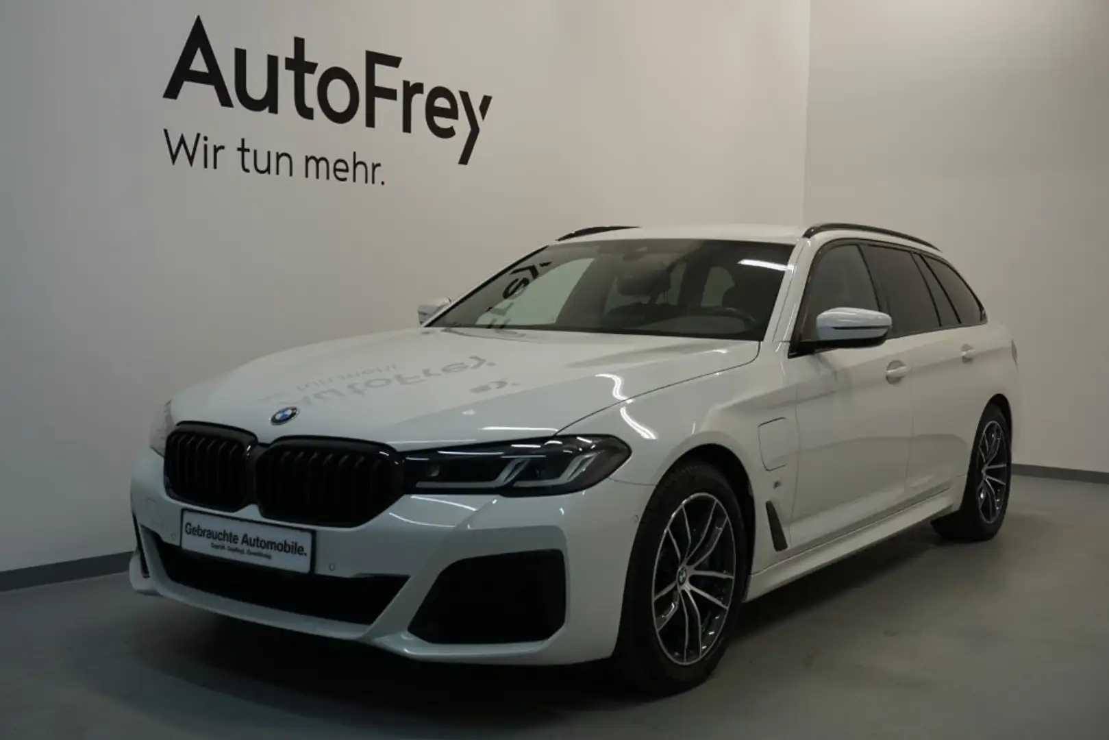 BMW 530 530e xDrive Weiß - 1