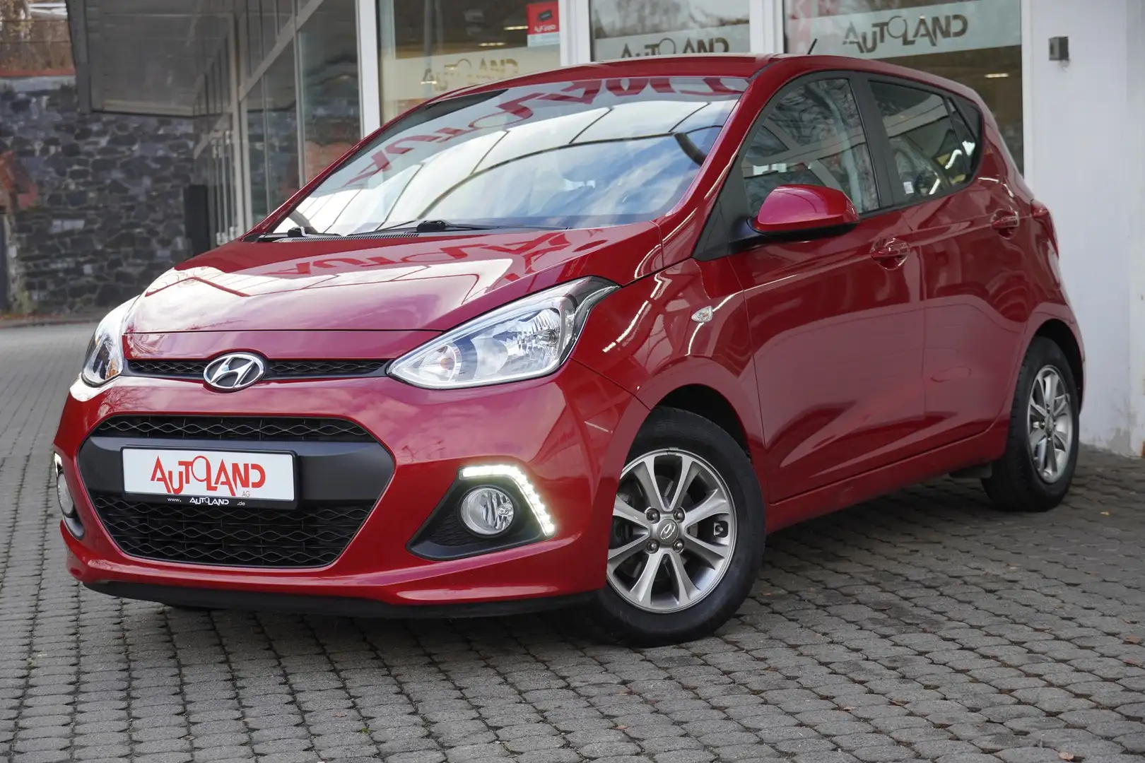 Hyundai i10 1.2 Tempomat Sitzheizung Klima USB Bluetooth Roşu - 2