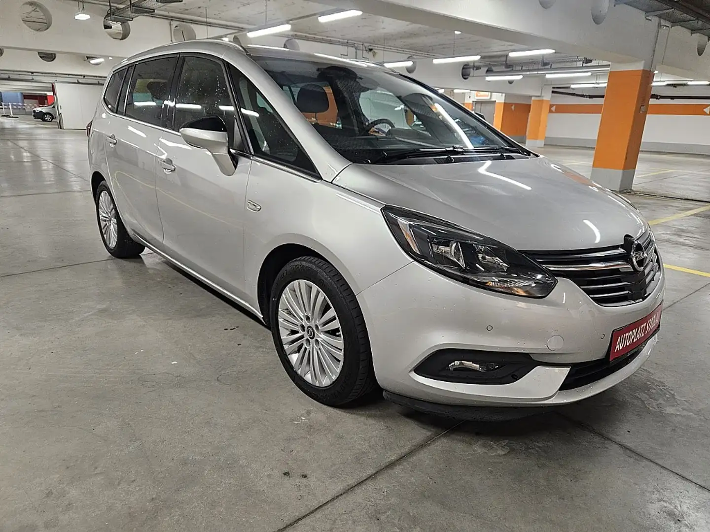 Opel Zafira 1,6 CDTI BlueInjection Innovation Silber - 2