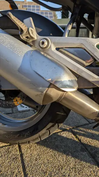 Ducati Monster 937 - foto 7