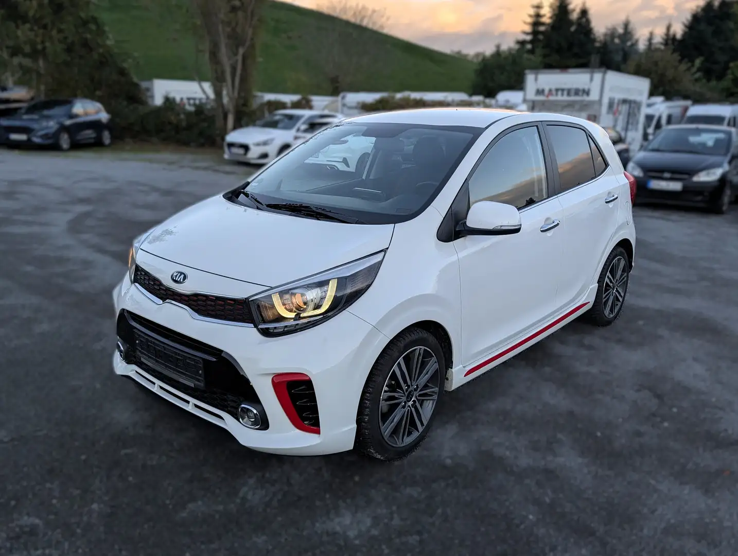 Kia Picanto 1.2 GT-Line Automatik Navi Blanc - 1