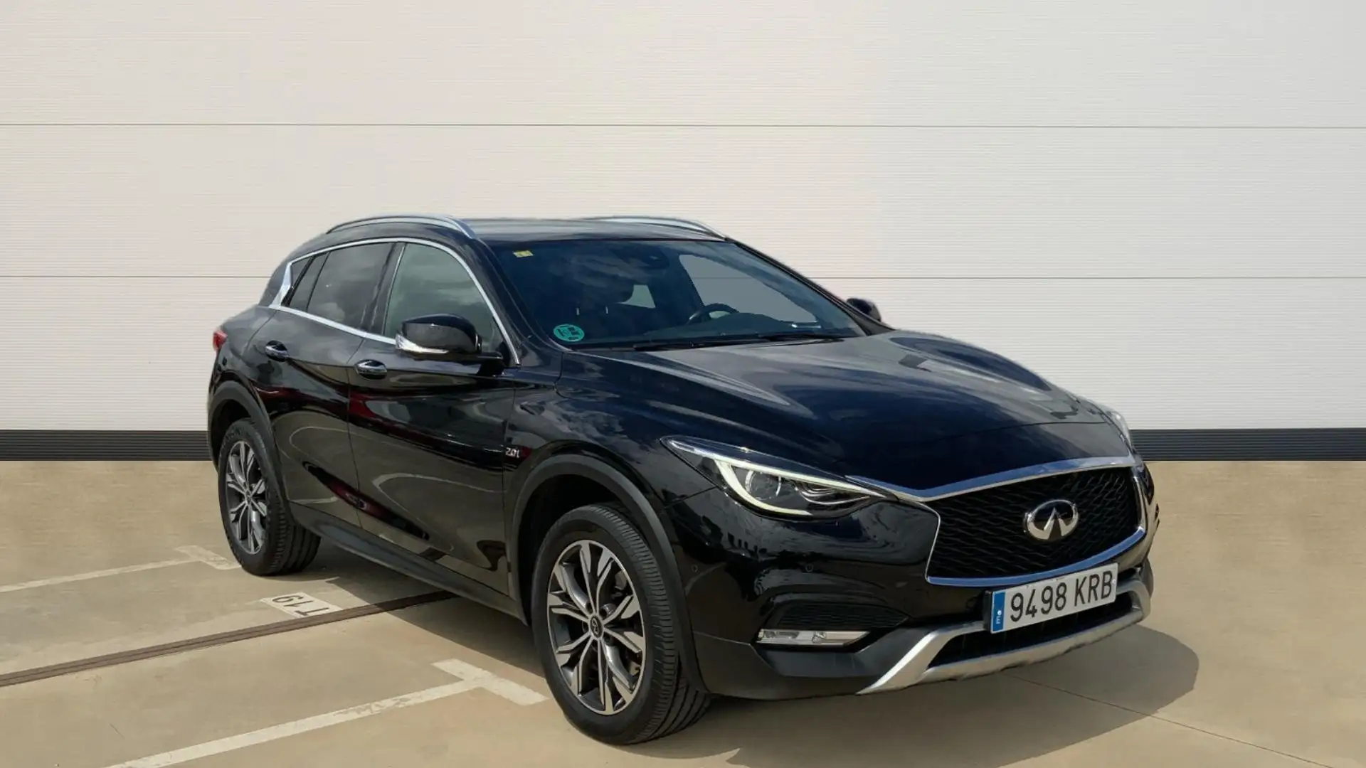 Infiniti QX30 2.0t Premium Tech AWD 7DCT - 1