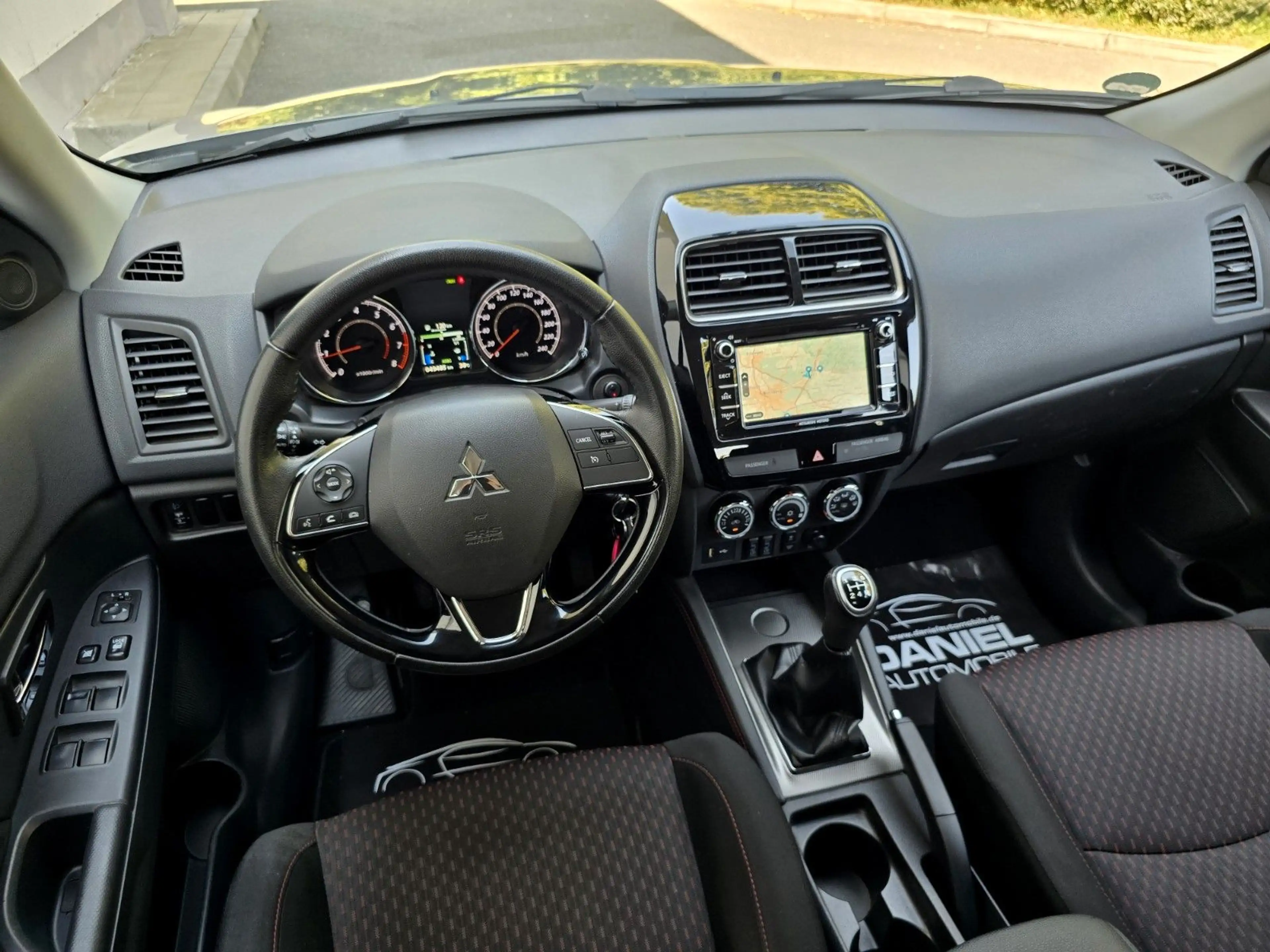 Mitsubishi ASX Diamant Edition+ 2WD NAVI+KAMERA+ALU+TEMP.+L — photo 12