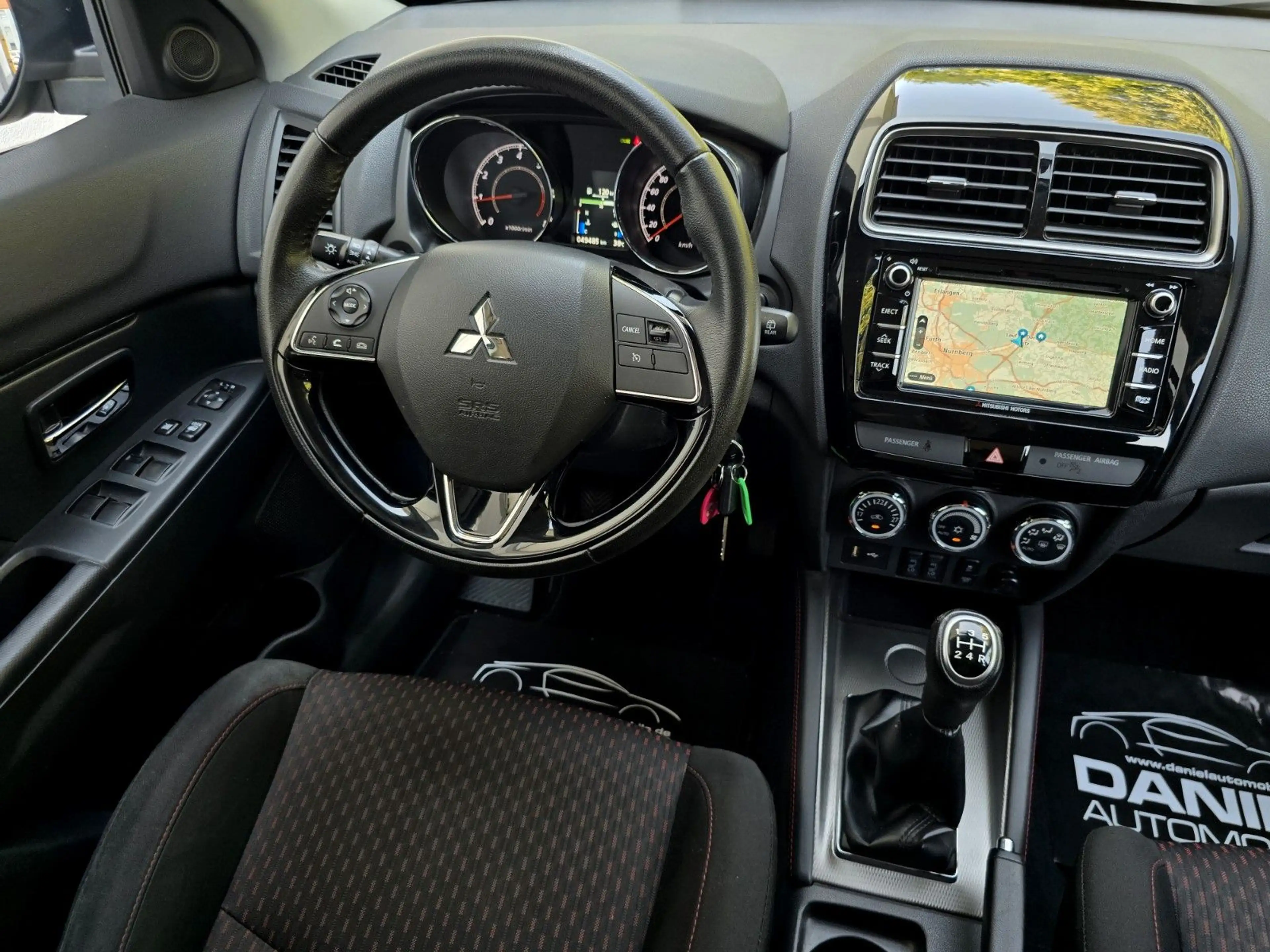 Mitsubishi ASX Diamant Edition+ 2WD NAVI+KAMERA+ALU+TEMP.+L — photo 15