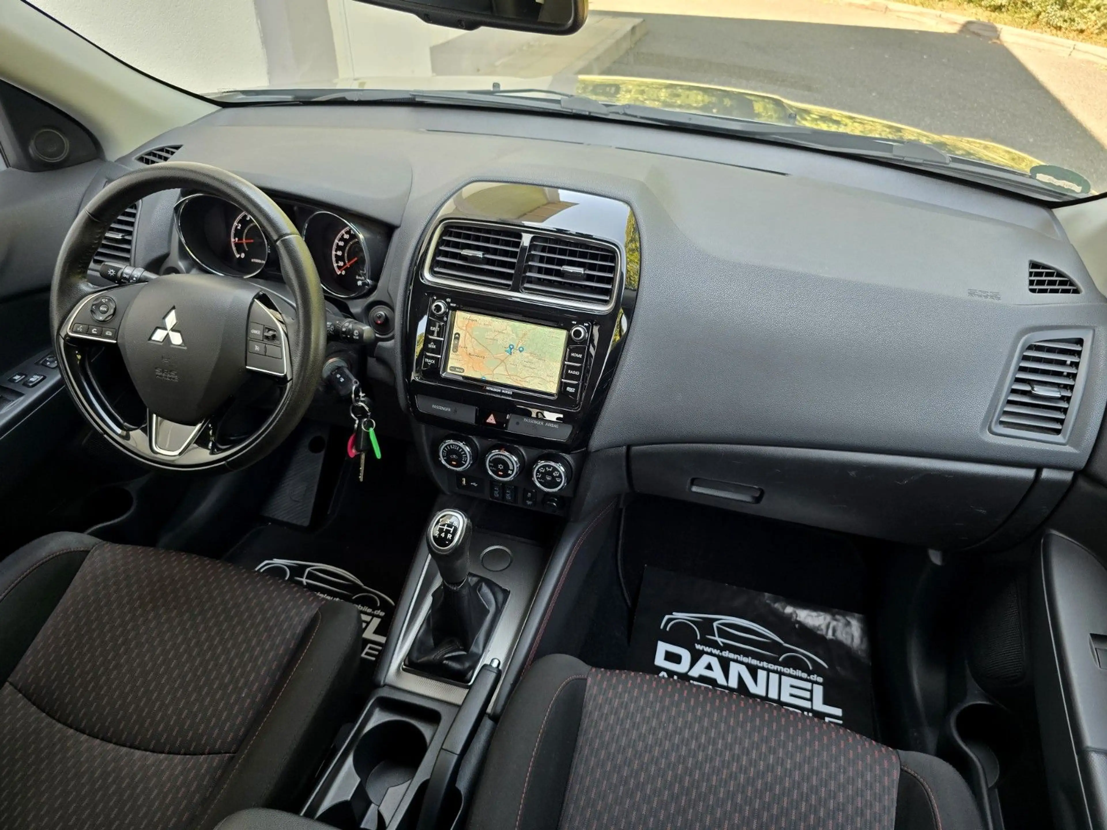 Mitsubishi ASX Diamant Edition+ 2WD NAVI+KAMERA+ALU+TEMP.+L — photo 14