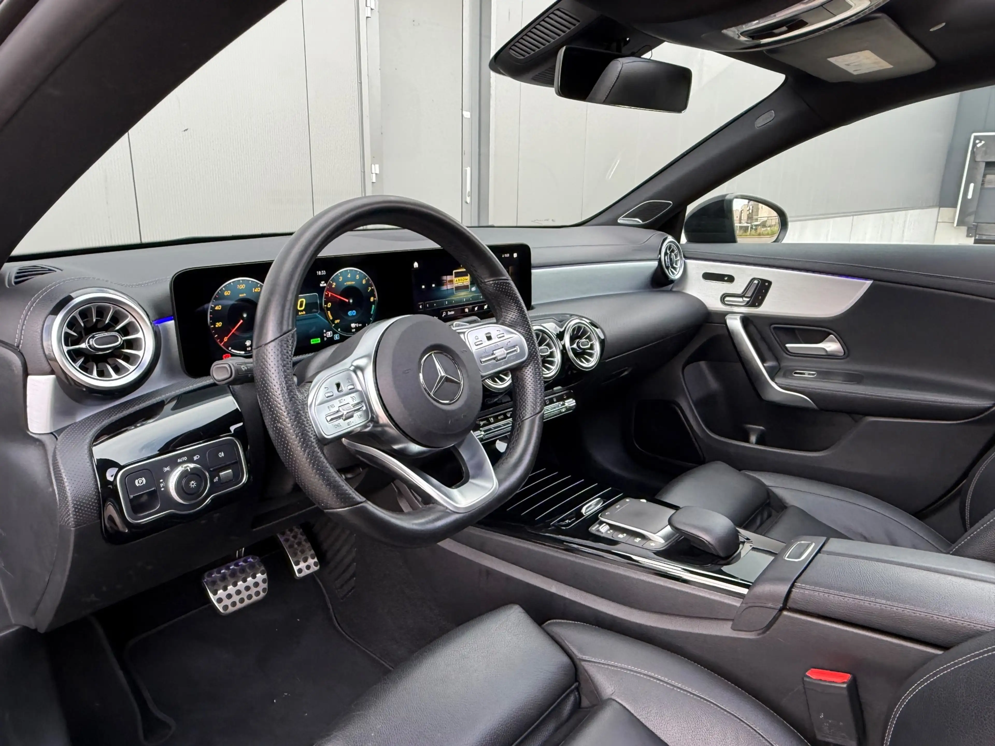 Mercedes-Benz CLA 250 250e AMG PANO VOL OPTIES — photo 10