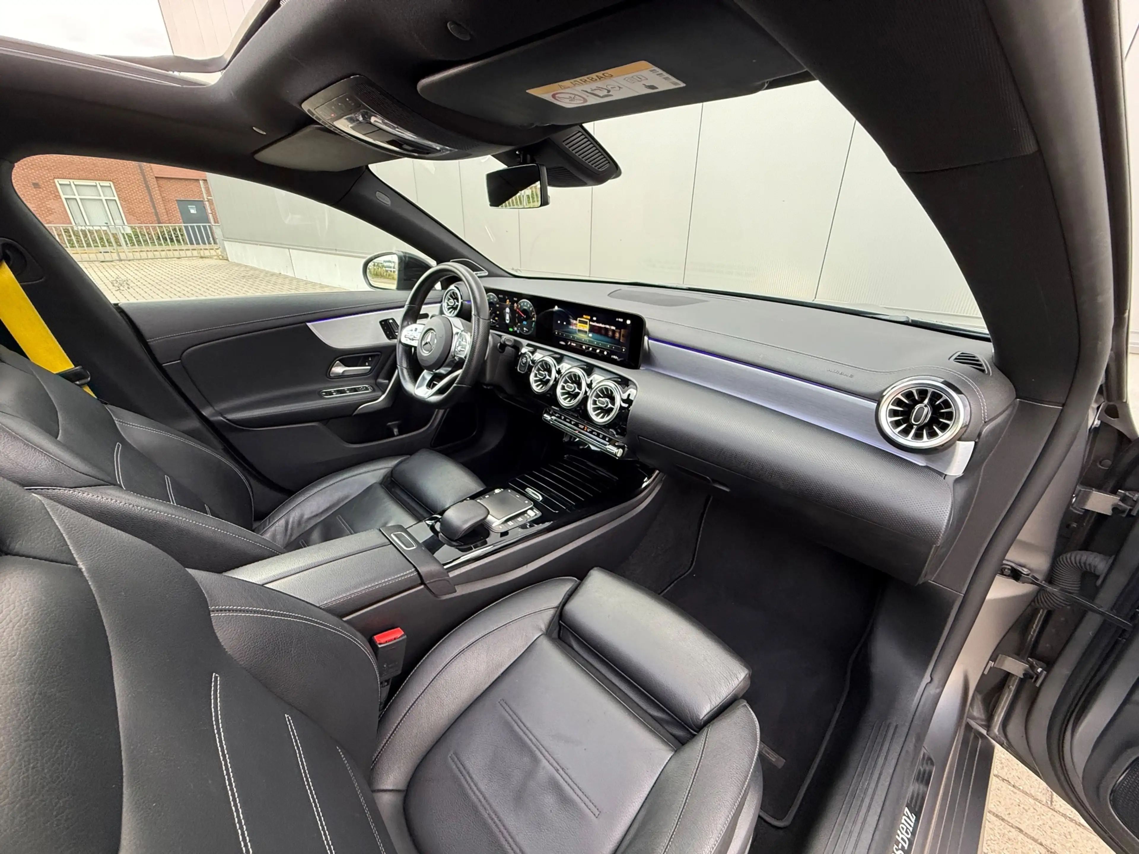Mercedes-Benz CLA 250 250e AMG PANO VOL OPTIES — photo 13