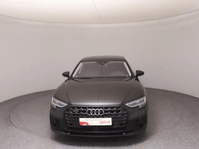Audi A8 view 3