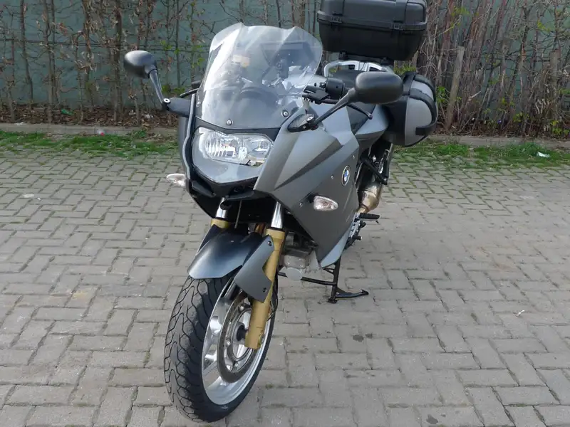 BMW F 800 ST - foto 3