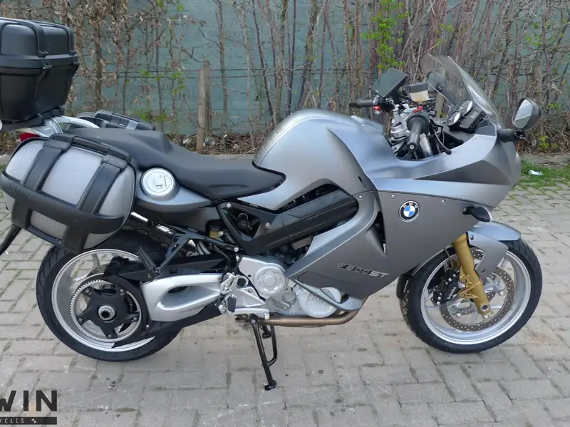 BMW F 800 ST - foto 4