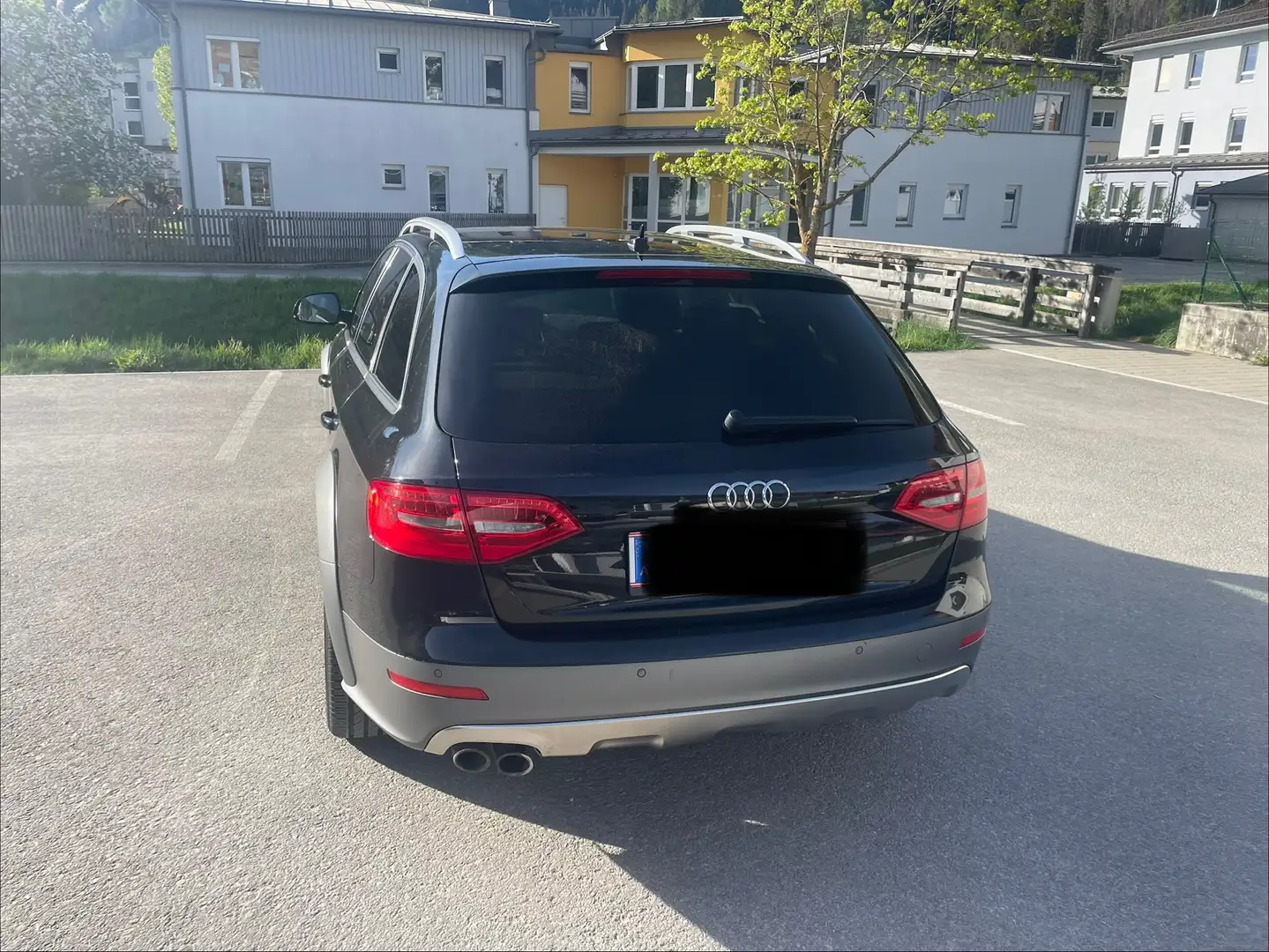 Audi A4 allroad Schwarz - 2