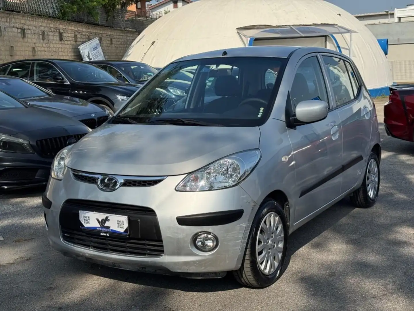 Hyundai i10 1.1 12V Active *NEOPATENTATI* Argento - 1