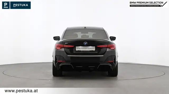 BMW I4 view 5