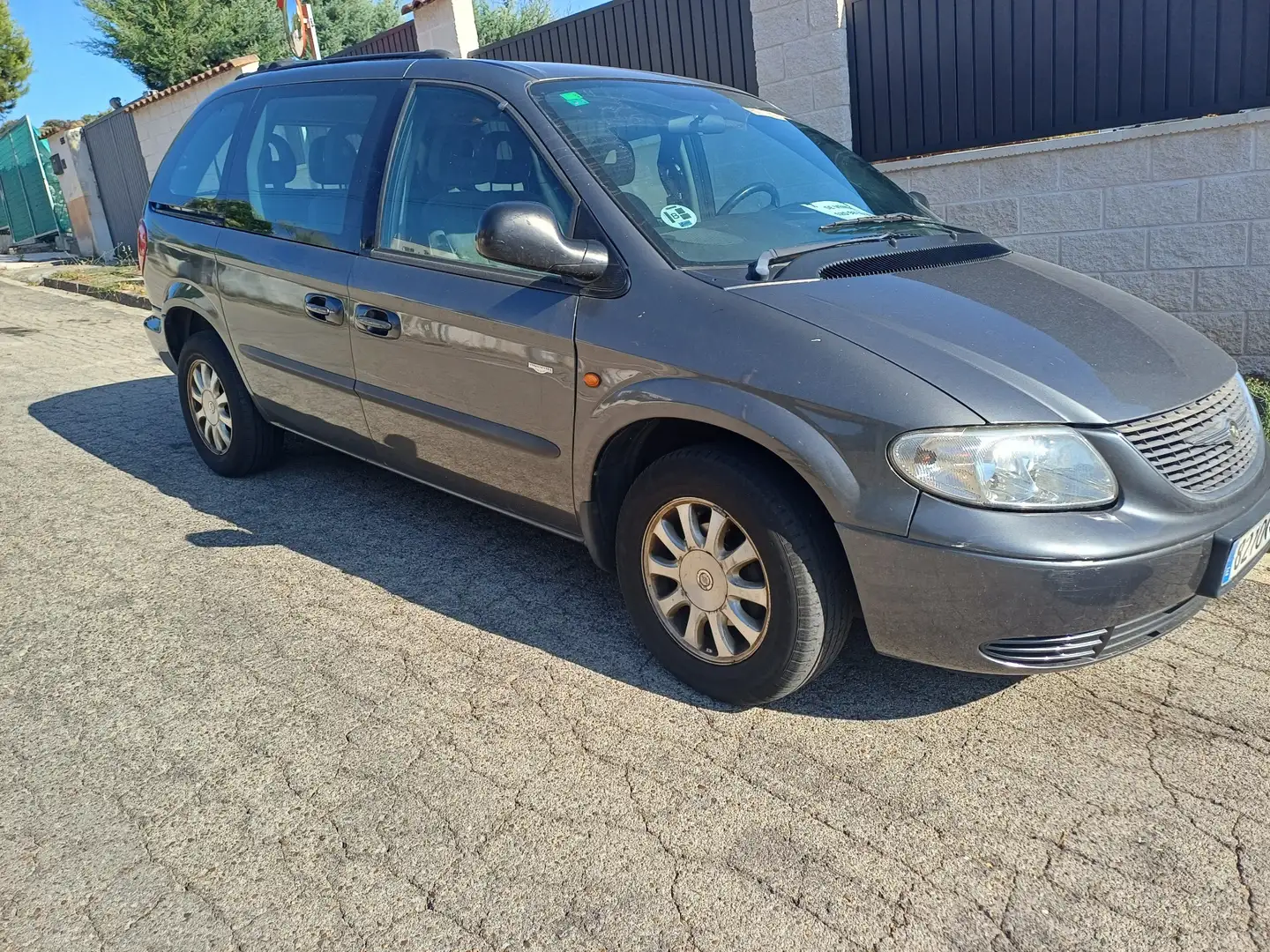 Chrysler Voyager 2.4 SE - 1