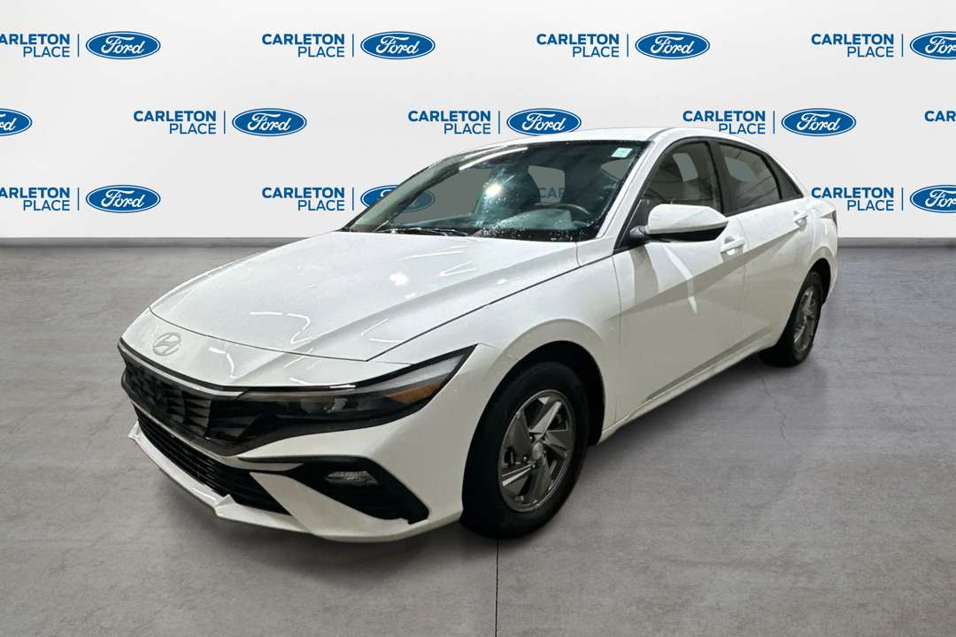 2026 Hyundai Elantra Essential  - Heated Seats — photo 1