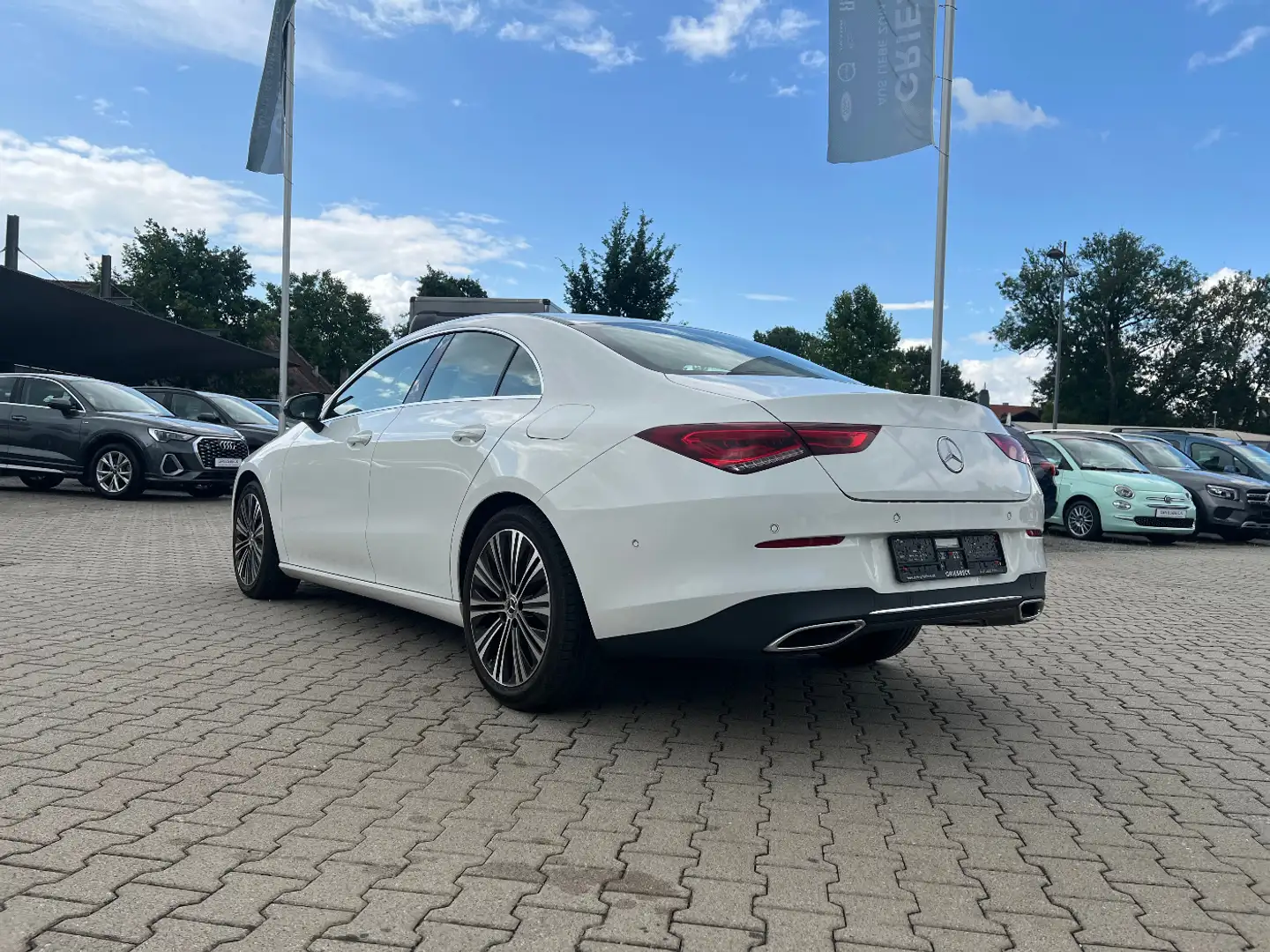 Mercedes-Benz CLA 180 Progressive *LED Navi Pano-SD DAB Kamera* Weiß - 2