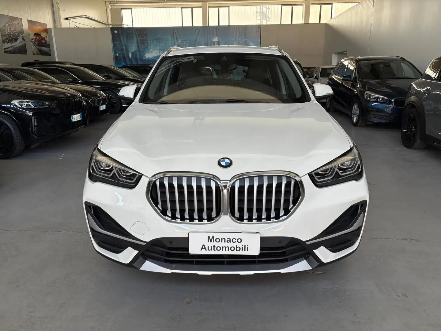 BMW X1 X1 xdrive25e xLine auto Bianco - 2