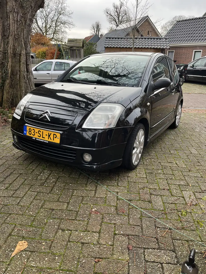 Citroen C2 1.6i-16V VTS 122pk Zwart - 1