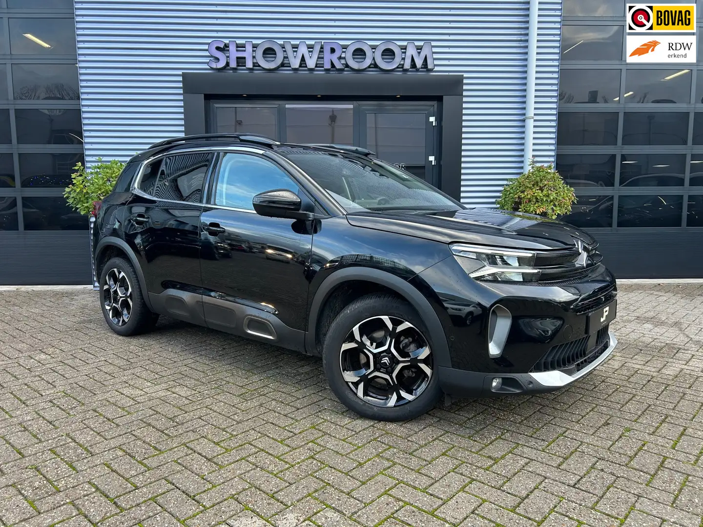 Citroen C5 Aircross 1.2 PureTech Shine Automaat|Applecarplay|360 camer Schwarz - 1