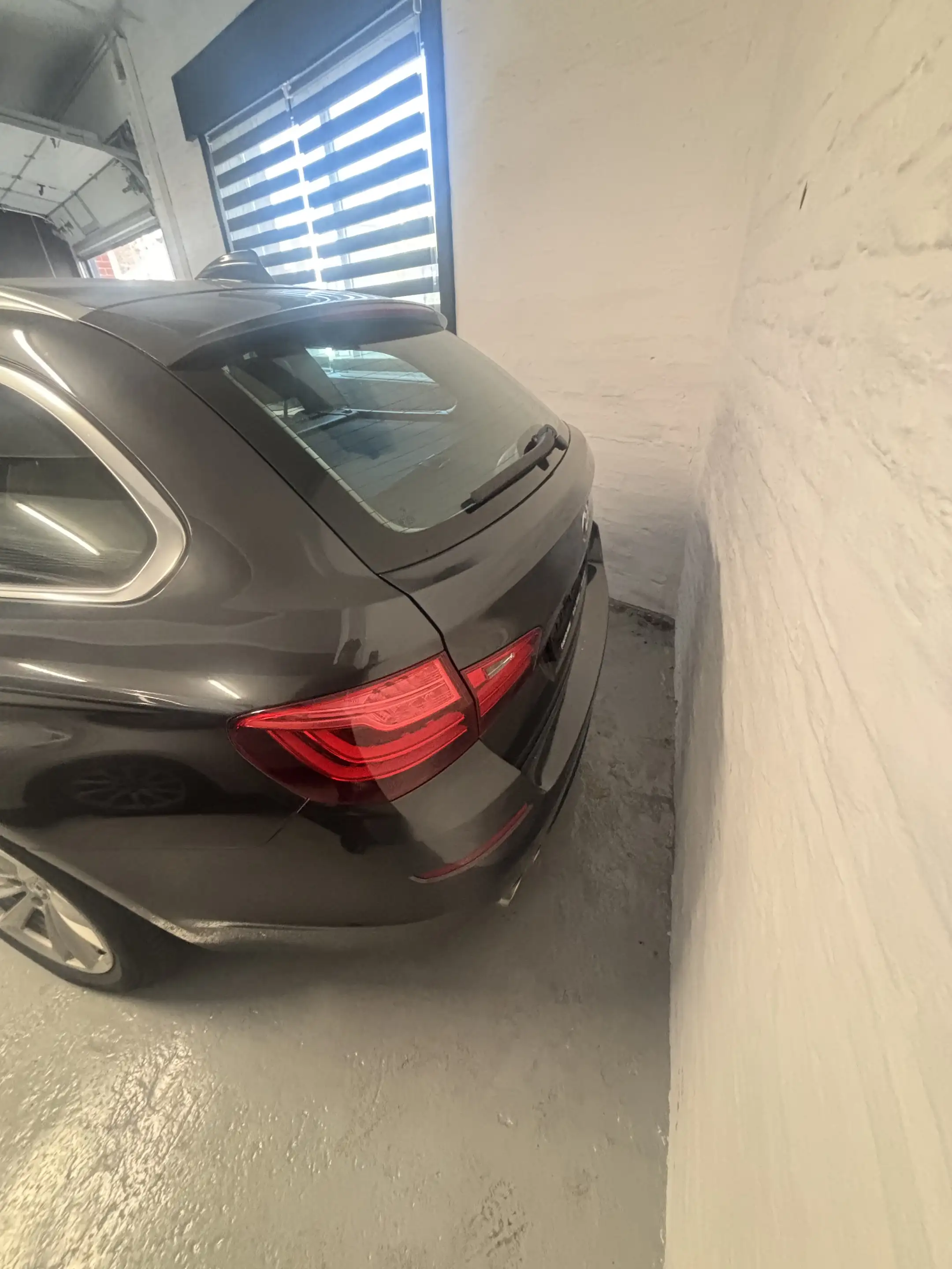 BMW 518 Touring 518 d — photo 10