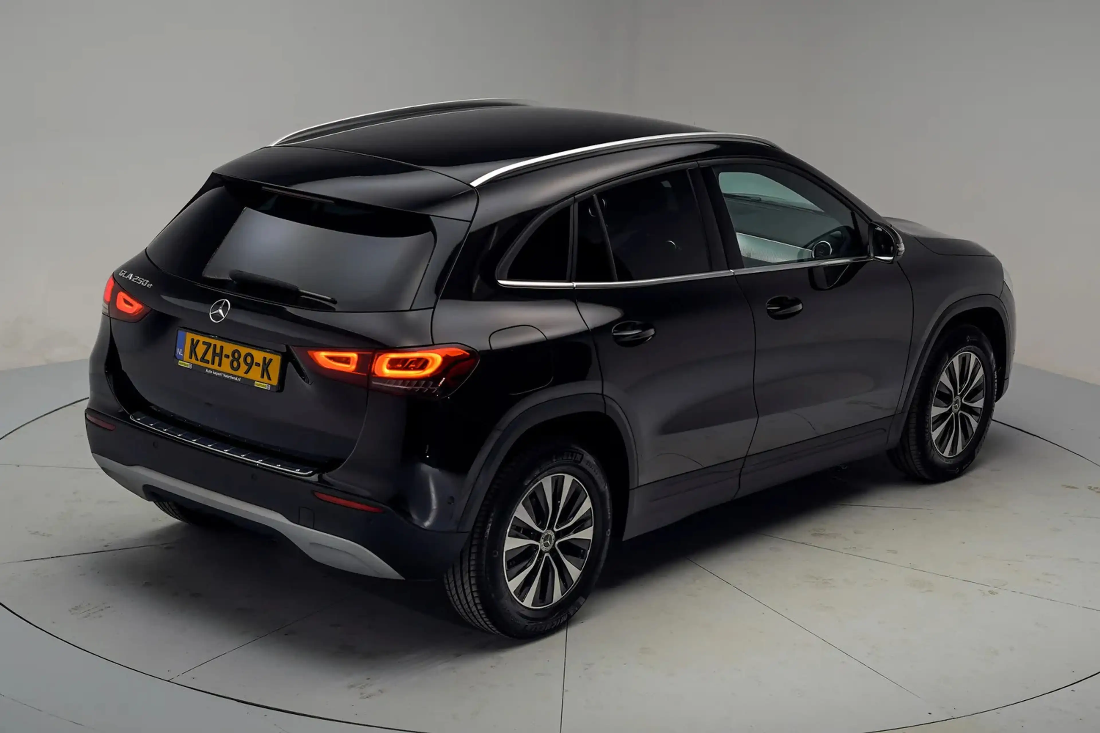 Mercedes-Benz GLA 250 250e Style Aut. [ Navi Camera Stoelverwarming ] — photo 15