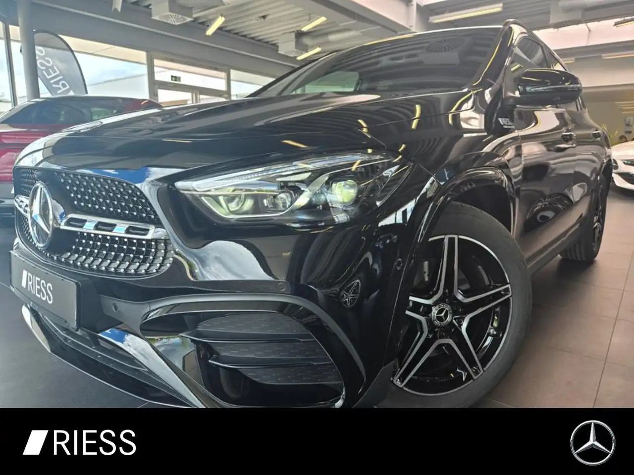 Mercedes-Benz GLA 200
