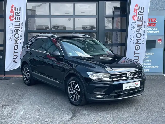 2018 Volkswagen Tiguan in Black for sale