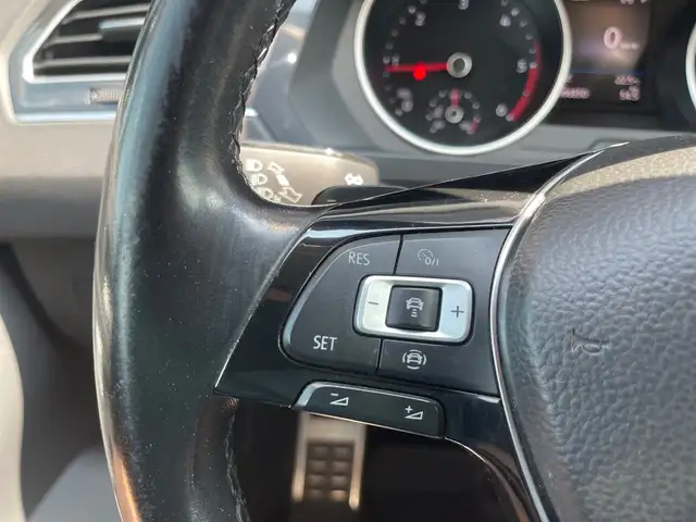 Volkswagen Tiguan view 14