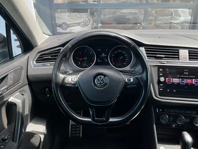 Volkswagen Tiguan view 8