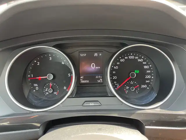 Volkswagen Tiguan view 13