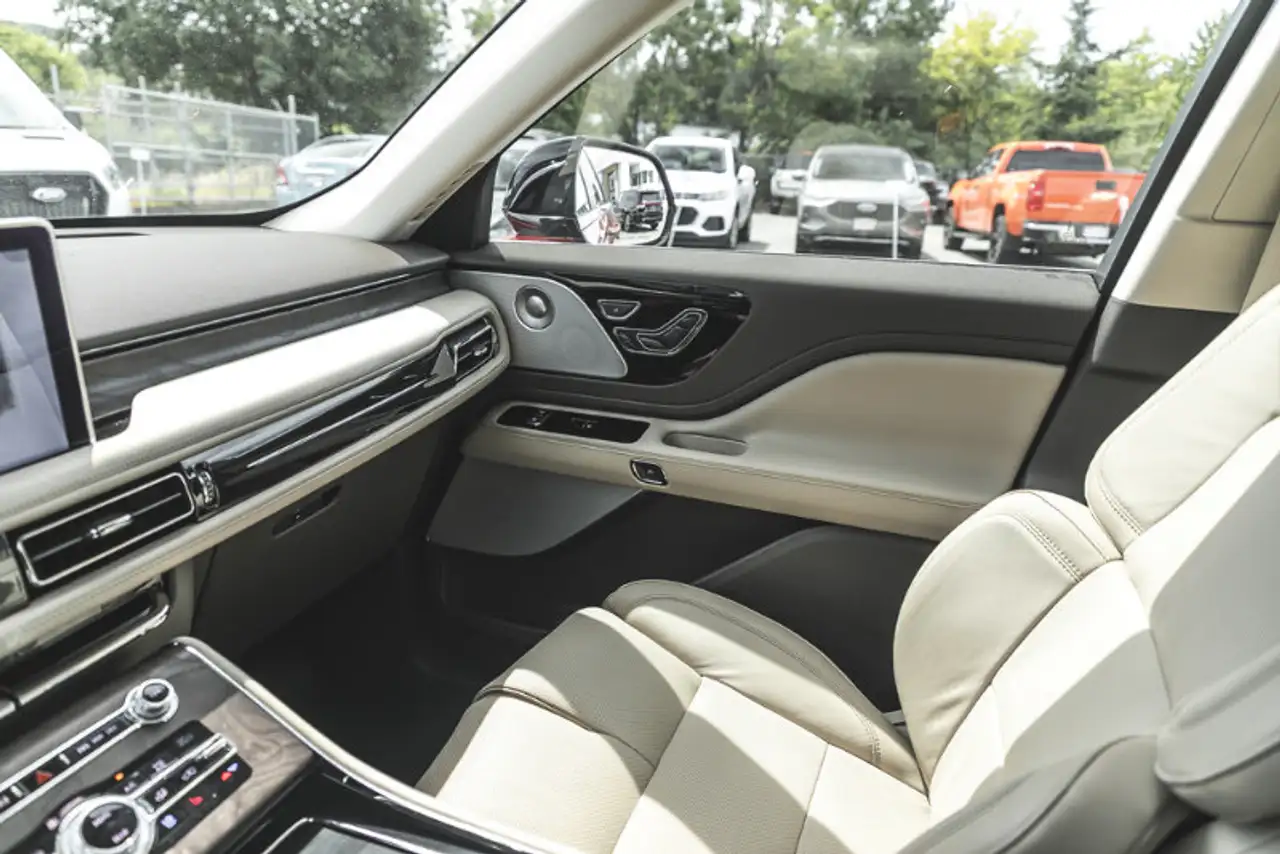 Lincoln Aviator photo Lincoln Aviator